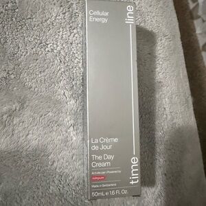 Timeline Cellular Energy The Day Cream Full Size 50ml ~$250